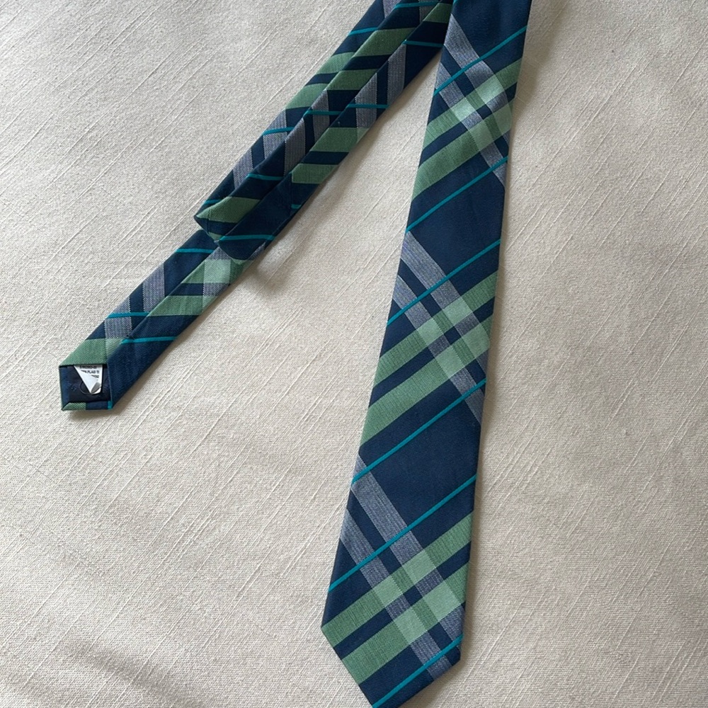 Men’s banana republic tie